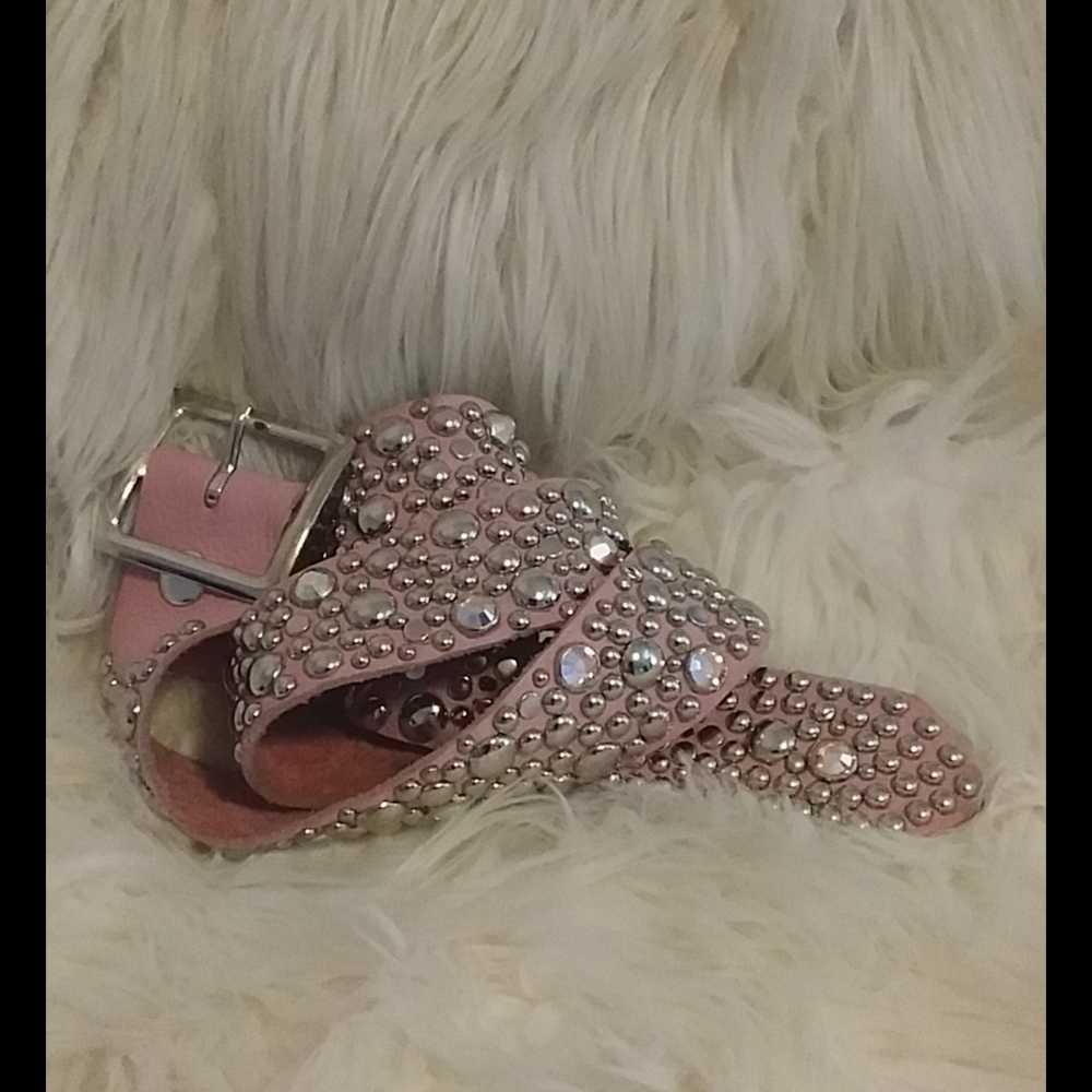 Pink leather belt
